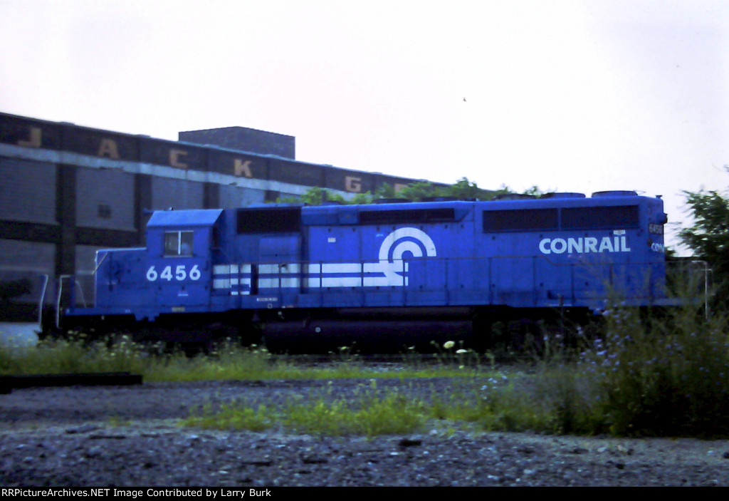 456SD40-2 at West Detroit